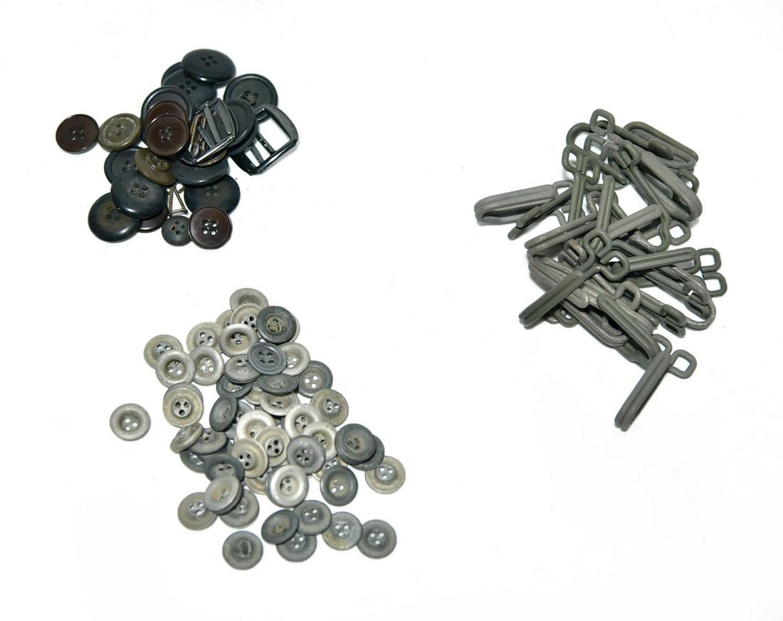 Original WWII German Belt Hooks and Buttons (1 of 1)