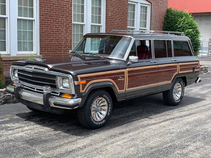 1986 Jeep Grand Wagoneer: 1986 Jeep Grand Wagoneer - Offered Without Reserve - There is NO ESTIMATE on this item. - The height of Jeep luxury with leather interior and air-conditioning | Renowned 360 cid V-8 engine with automa