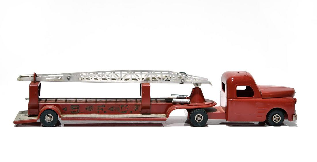 Structo Ladder Pressed Steel Toy Fire Truck (1 of 7)