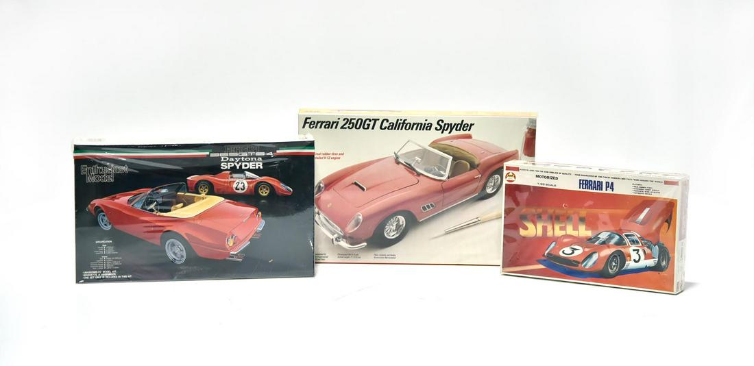 3 Vintage Unopened Plastic Ferrari Models (1 of 11)
