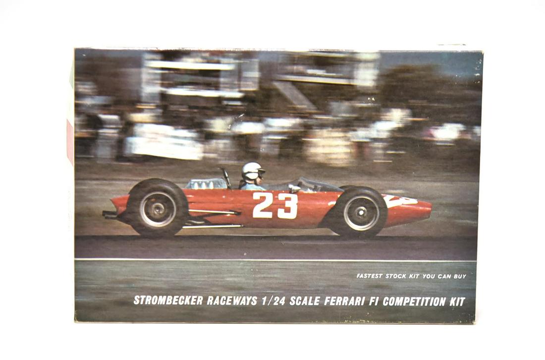 Strombecker Raceways Ferrari Slot Car in Box 1:24 (1 of 3)