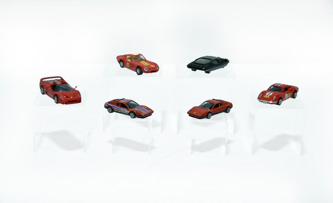 6 Diecast and Plastic Ferraris: 6 Diecast and Plastic Ferraris - Offered Without Reserve - There is NO ESTIMATE on this item. - 6 Diecast and Plastic Ferraris. The Black Ferrari and the #9 Ferrari have a pull back action and do work