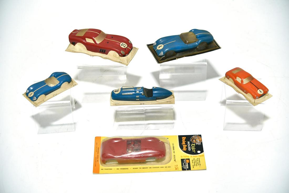 6 Vintage Molded Ferrari Racing Bodies (1 of 4)