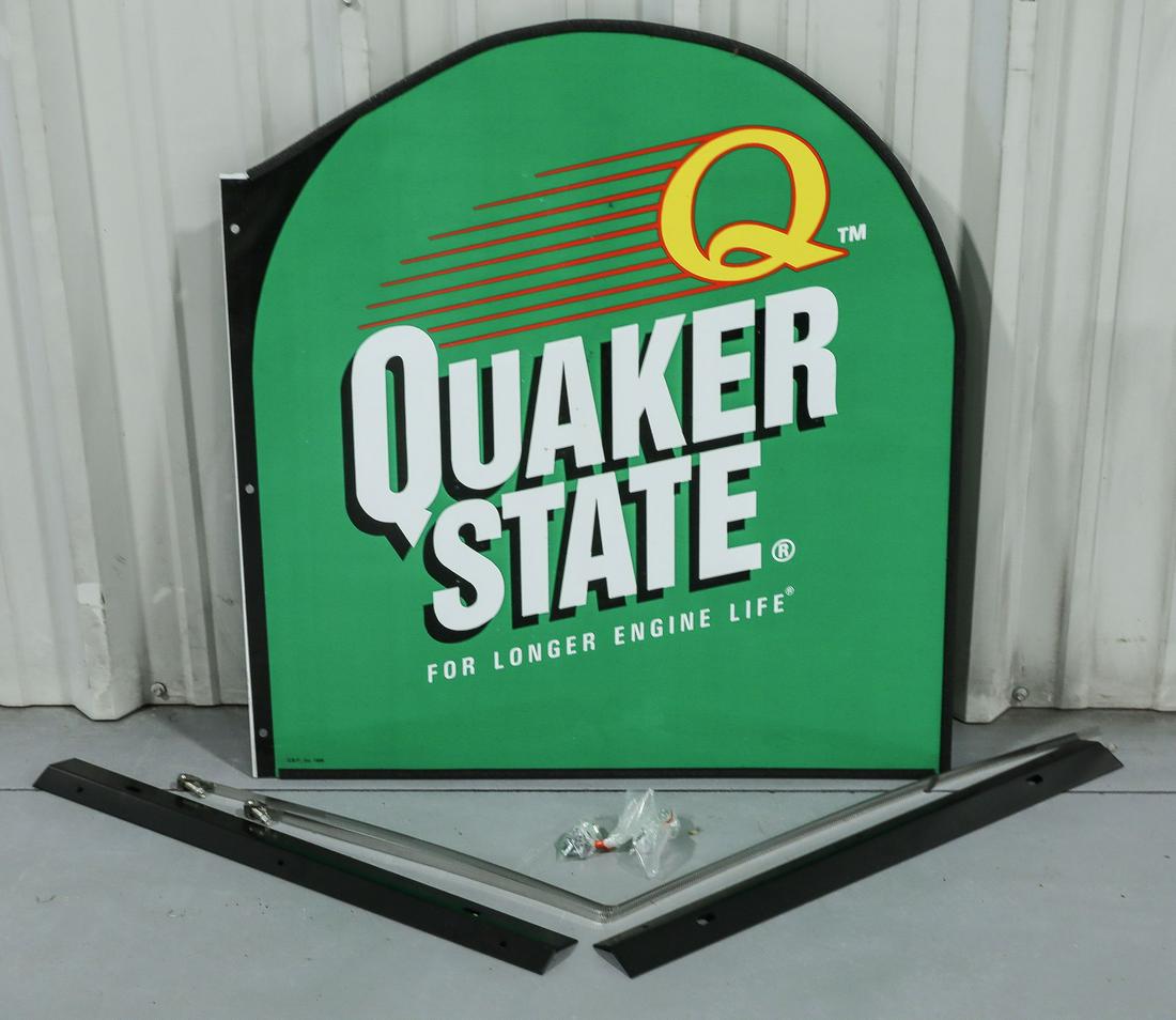 Plastic Quaker State DS Gas Station Pole Sign in Box (1 of 6)