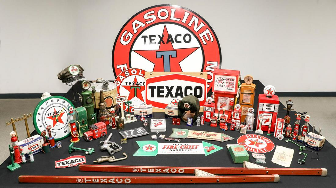 Large Collection of Texaco Related Memorabilia (1 of 20)