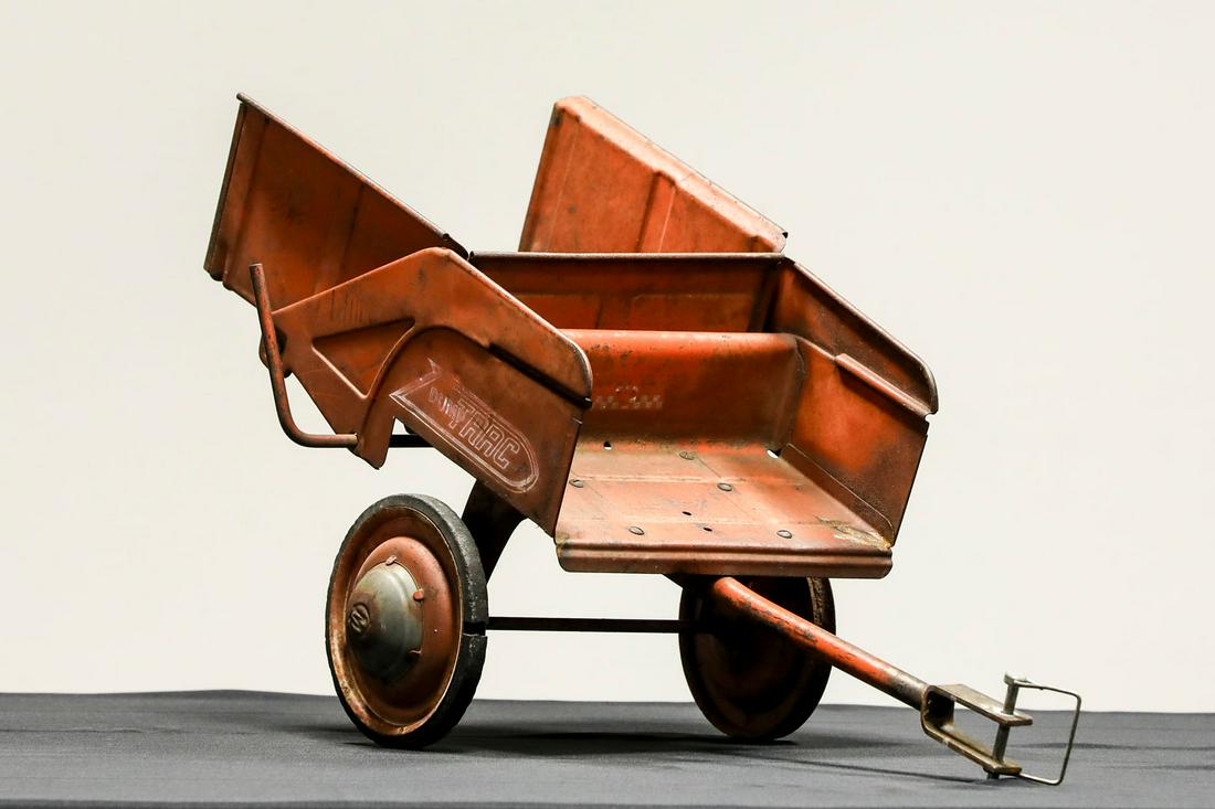 Murray Tote Trailer for Pedal Tractor (1 of 10)