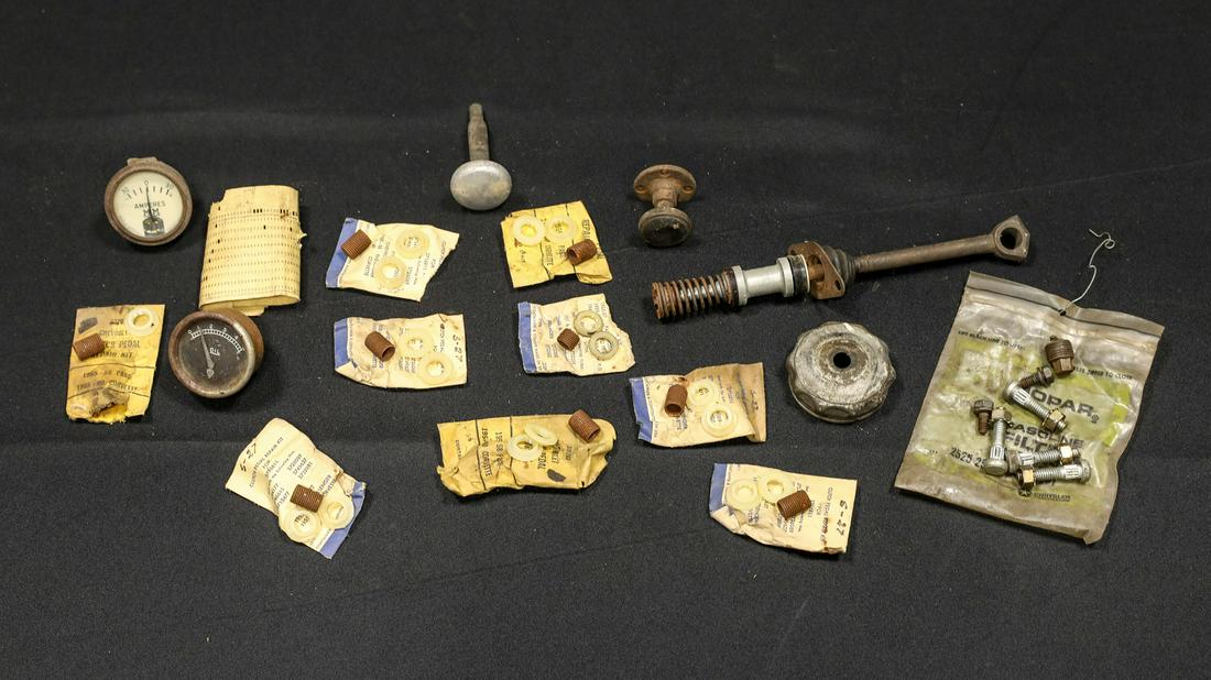 Assortment of Corvette Clutch Bushings and (1 of 3)