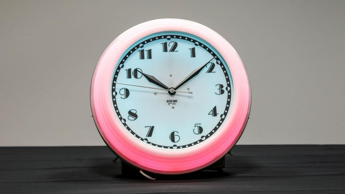 Better Times Retro-Clock (1 of 10)