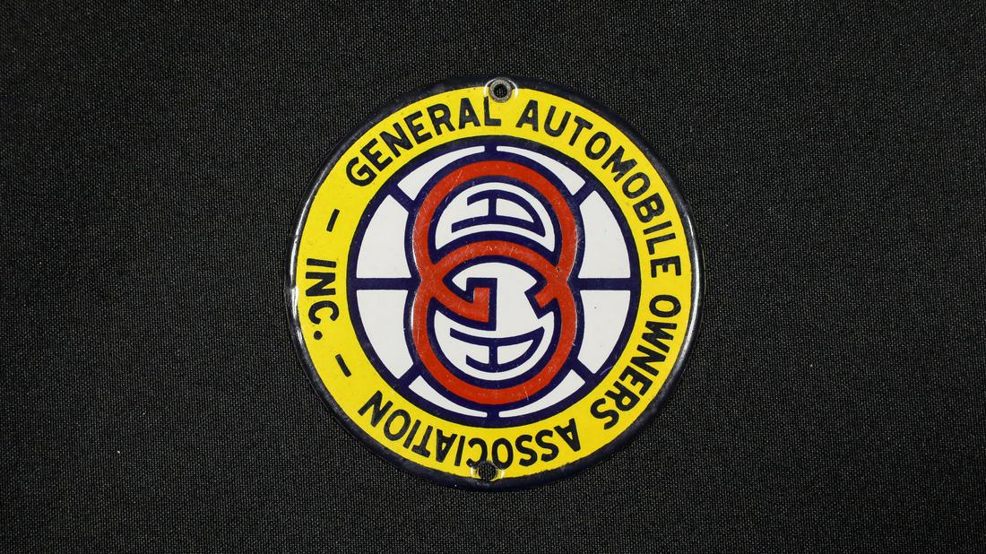 General Automobile Owners Association Badge (1 of 2)
