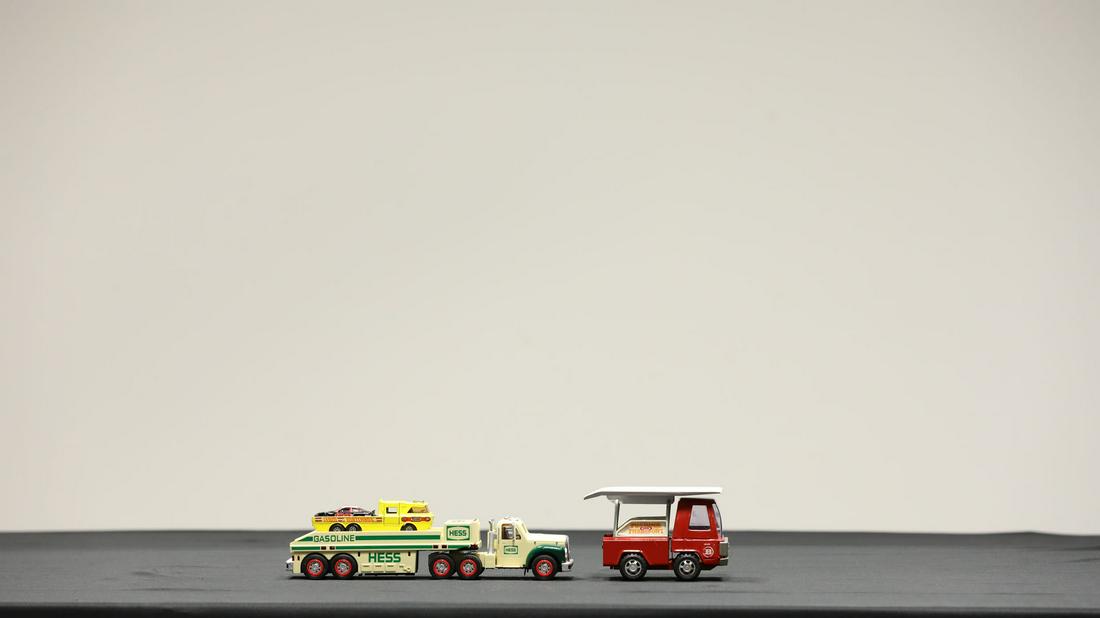 Lot of 4 Steel Toy Cars and Trucks Including Buddy L (1 of 13)