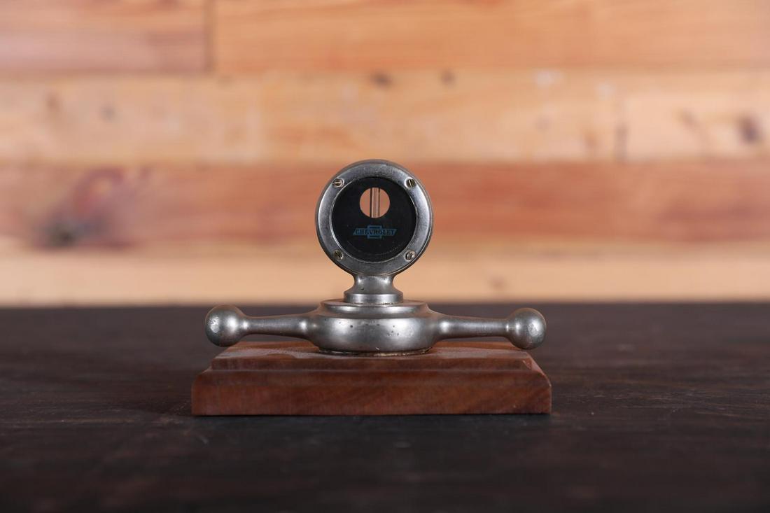 Chevrolet Moto-Meter Ornament: Chevrolet Moto-Meter Ornament - Offered Without Reserve ---- ITEMS IS LOCATED IN FORT LAUDERDALE, FL ITEMS MUST BE PAID FOR AND REMOVED BY NOV. 11TH AT 3PM. ANY ITEMS LEFT AFTER NOV. 11TH WILL BE SHIP
