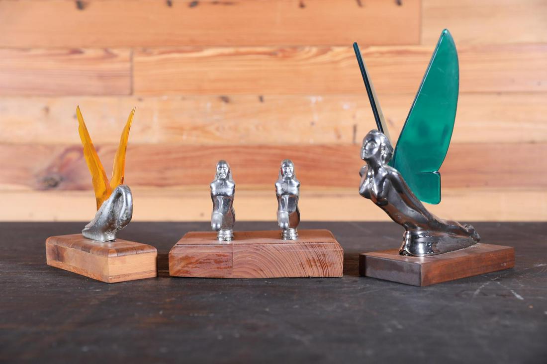 Four Post-War Aftermarket Ornaments: Four Post-War Aftermarket Ornaments - Offered Without Reserve ---- ITEMS IS LOCATED IN FORT LAUDERDALE, FL ITEMS MUST BE PAID FOR AND REMOVED BY NOV. 11TH AT 3PM. ANY ITEMS LEFT AFTER NOV. 11TH WILL B