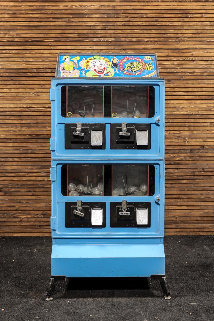 Circa 1970s Selectorama Four-Selection Gum/Capsule Vending Machine (1 of 2)