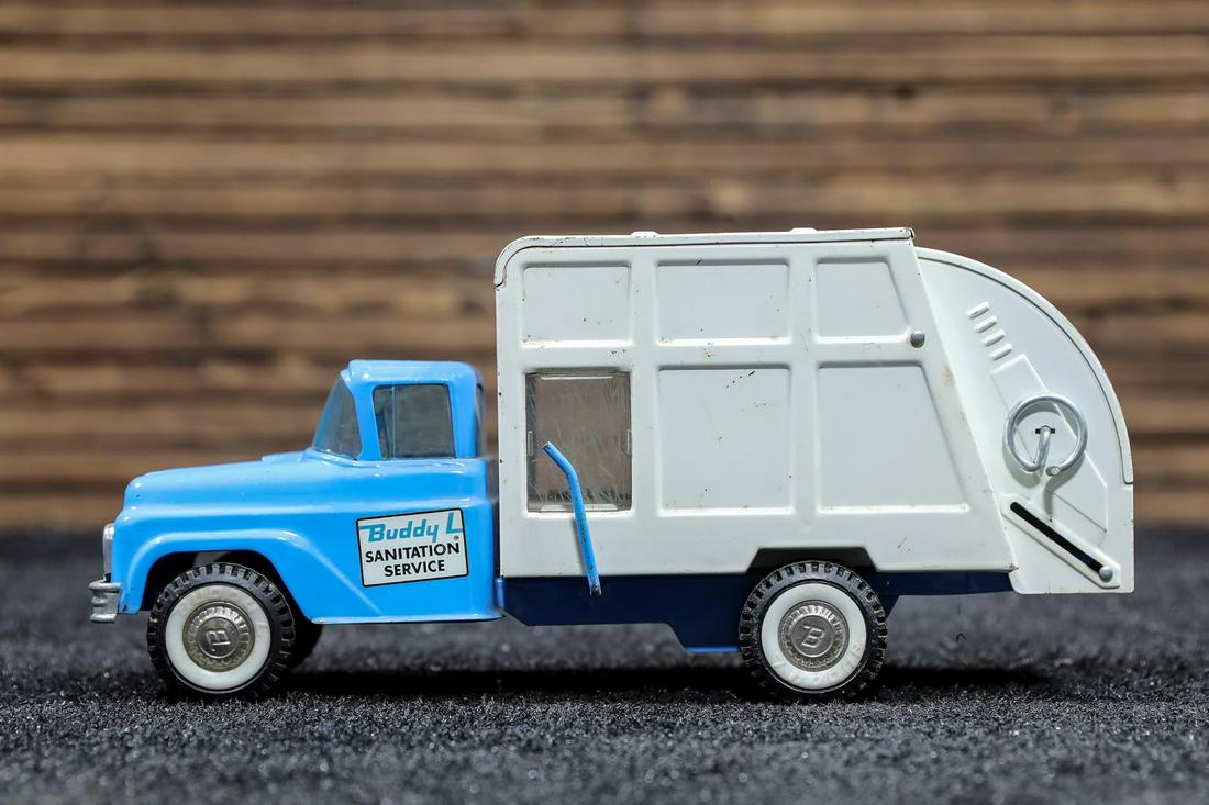 1960s Buddy L Sanitation Pressed Steel Truck: 1960s Buddy L Sanitation Pressed Steel Truck - Offered Without Reserve ---- ITEM IS LOCATED IN AUBURN, IN ITEMS MUST BE PAID FOR AND REMOVED BY APRIL 28TH AT 3PM. ANY ITEMS LEFT AFTER APRIL 28TH WILL 