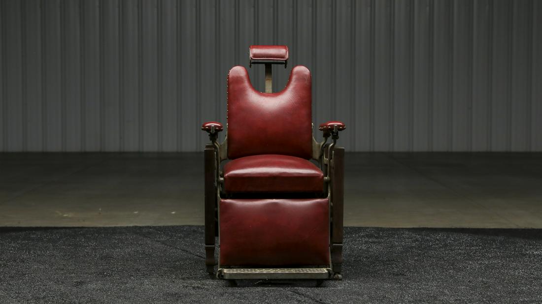 1920s Barber's Chair by Emil J. Padair: 1920s Barber's Chair by Emil J. Padair ---- ITEM IS LOCATED IN AUBURN, IN ITEMS MUST BE PAID FOR AND REMOVED BY JUNE 23TH AT 3PM. ANY ITEMS LEFT AFTER JUNE 23TH WILL BE SHIPPED AT THE BUYER'S EXPENSE 
