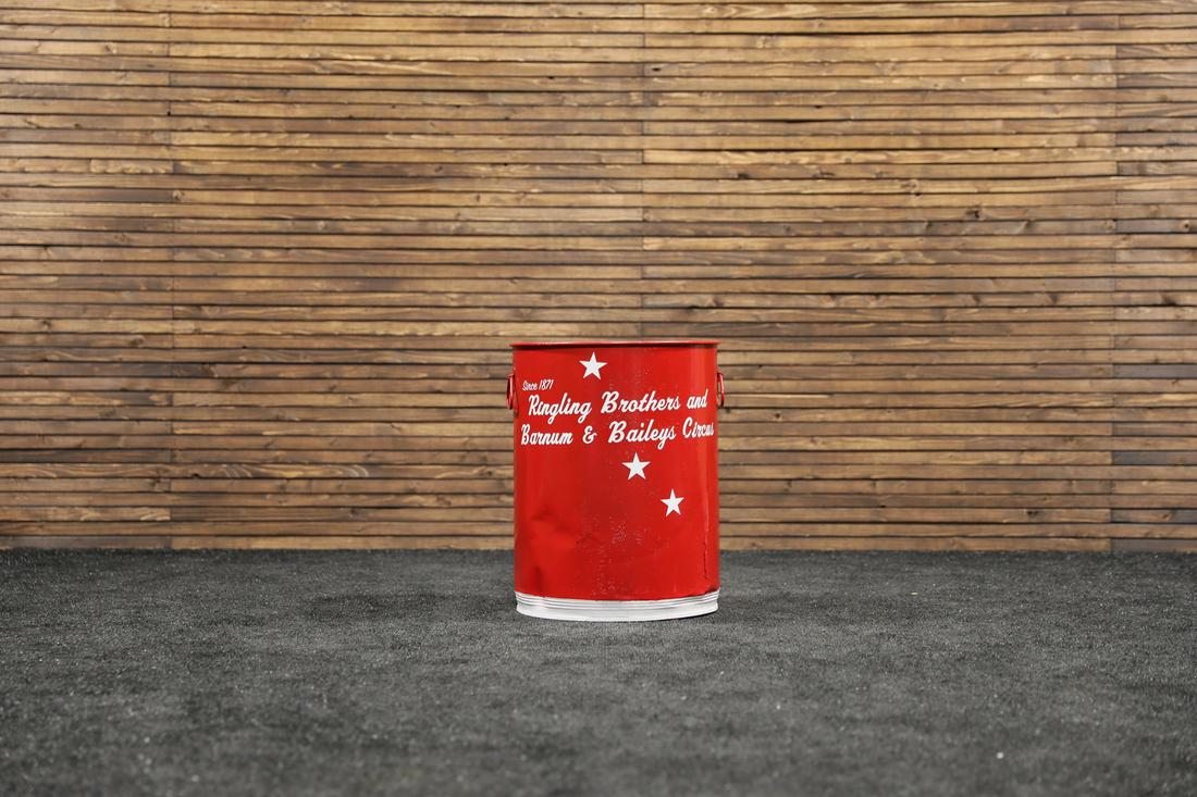 Barnum & Bailey Circus/Ringling Brothers Metal Container (1 of 3)