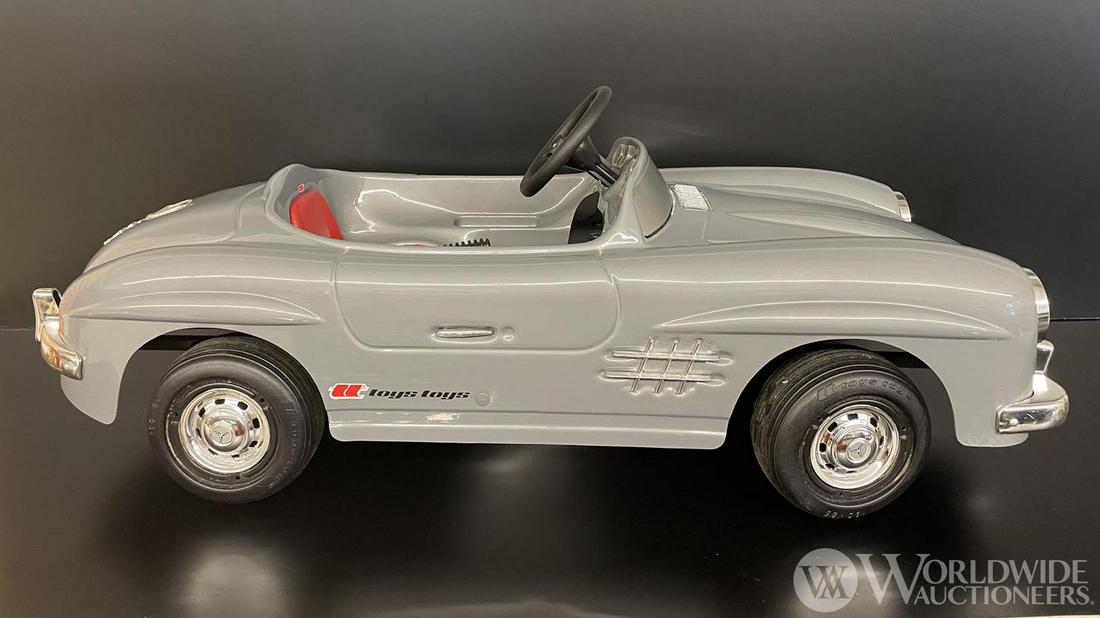 Toys toys hotsell pedal car
