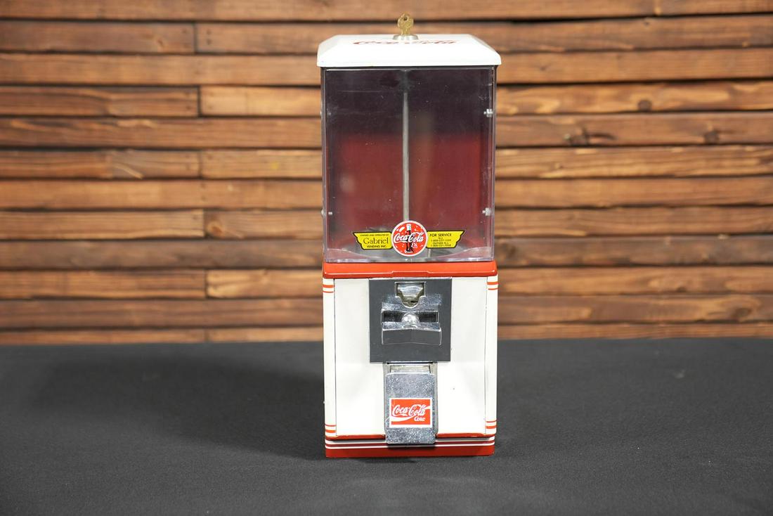 Coca-Cola Bubble Gum Machine: Coca-Cola Bubble Gum Machine - Offered Without Reserve ---- ITEM IS LOCATED IN AUBURN, IN ITEMS MUST BE PAID FOR AND REMOVED BY MAY 4TH AT 3PM. ANY ITEMS LEFT AFTER MAY 4TH WILL BE SHIPPED AT THE BUYE