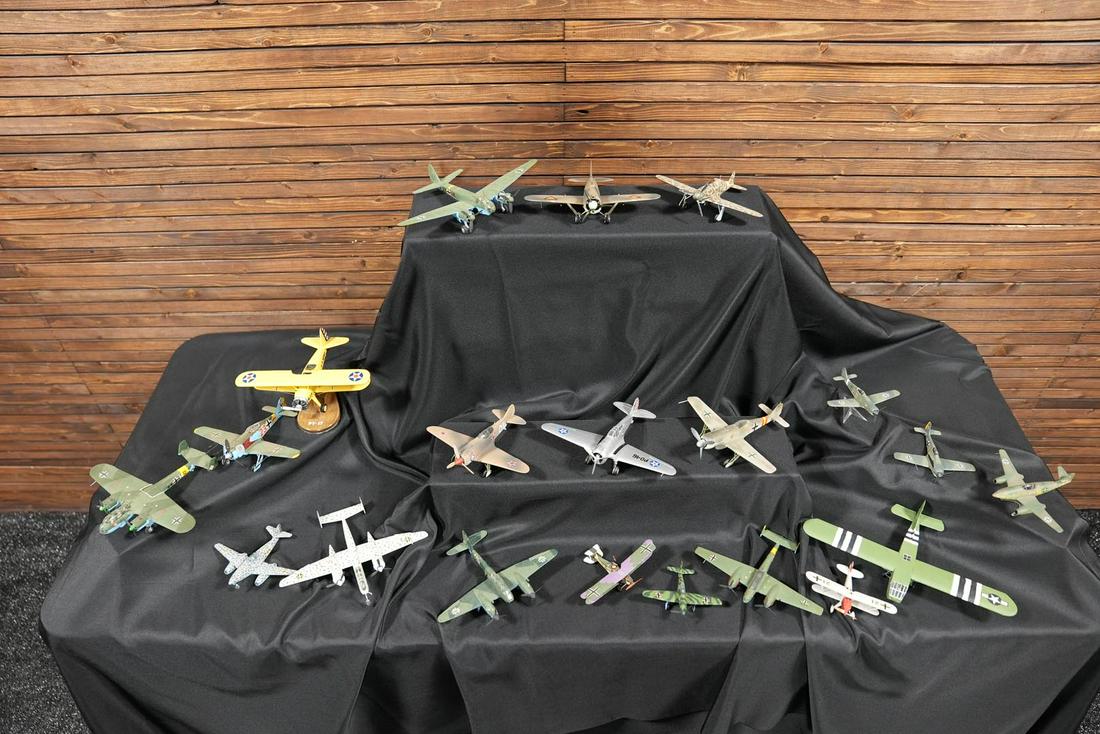 Lot of 20 Model Planes: Lot of 20 Model Planes - Offered Without Reserve ---- ITEM IS LOCATED IN AUBURN, IN ITEMS MUST BE PAID FOR AND REMOVED BY JUNE 22ND AT 3PM. ANY ITEMS LEFT AFTER JUNE 22ND WILL BE SHIPPED AT THE BUYER'