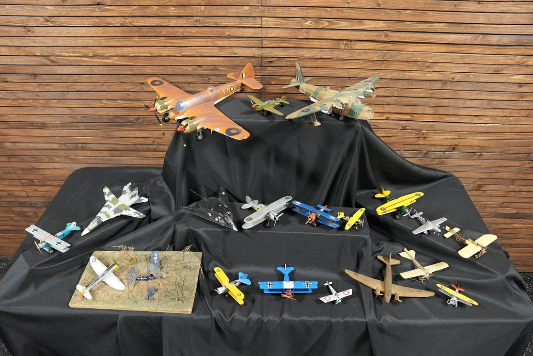 Lot of 20 Model Planes: Lot of 20 Model Planes - Offered Without Reserve ---- ITEM IS LOCATED IN AUBURN, IN ITEMS MUST BE PAID FOR AND REMOVED BY JUNE 22ND AT 3PM. ANY ITEMS LEFT AFTER JUNE 22ND WILL BE SHIPPED AT THE BUYER'