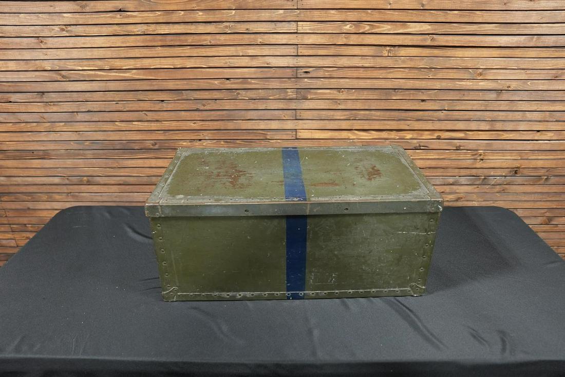 Military Equipment Chest - Empty: Military Equipment Chest - Empty - Offered Without Reserve ---- ITEM IS LOCATED IN AUBURN, IN ITEMS MUST BE PAID FOR AND REMOVED BY JUNE 22ND AT 3PM. ANY ITEMS LEFT AFTER JUNE 22ND WILL BE SHIPPED AT 
