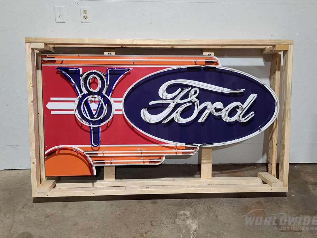Custom Animated Ford V8 Art-Deco Style Neon Sign (1 of 9)