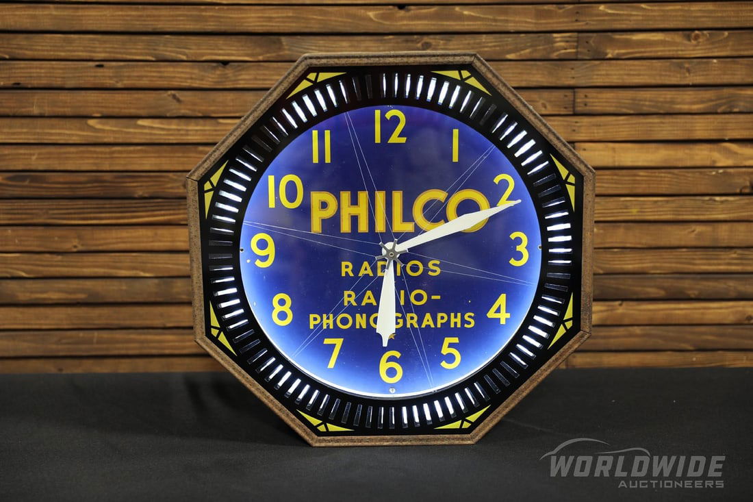Philco Radios and Radio-Phonographs Octagon Neon Clock (1 of 5)