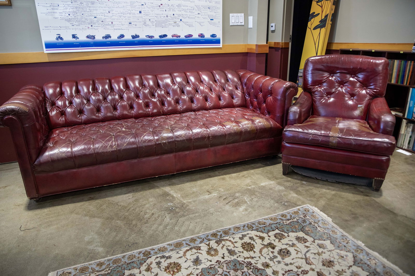 Tufted Leather Sofa and Chair: Tufted Leather Sofa and Chair - Offered Without Reserve ---- ITEM IS LOCATED IN EL SEGUNDO, CA ITEMS MUST BE PAID FOR AND REMOVED 5 DAYS AFTER THE AUCTION DATE. ANY ITEMS LEFT AFTER THAT WILL BE SHIPP