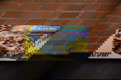 Scaletrix Porsche 911/GT3R Slot Car Race Set