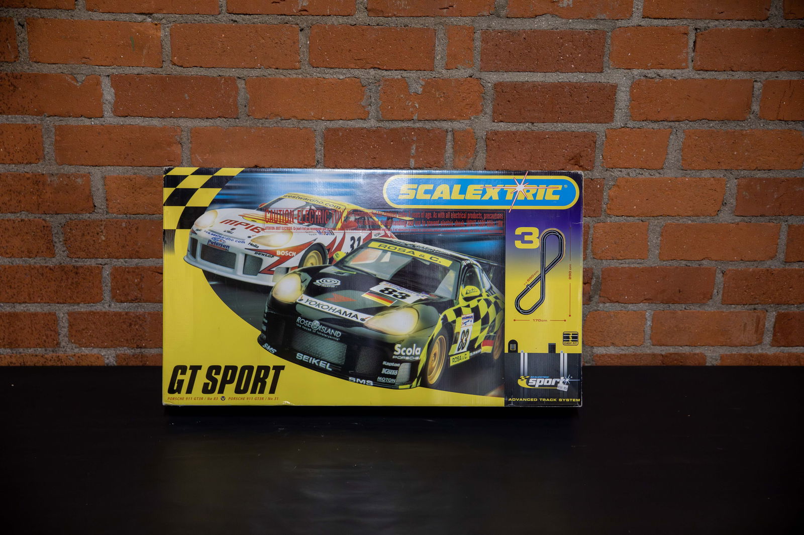 Scaletrix Porsche 911/GT3R Slot Car Race Set (1 of 4)