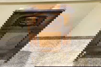 1929 RCA-Victor Floor Model "R32" Radio