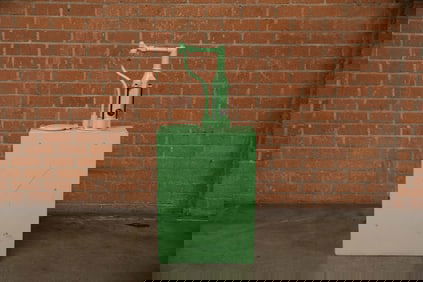 1940s Lubester Display Case with Accessories