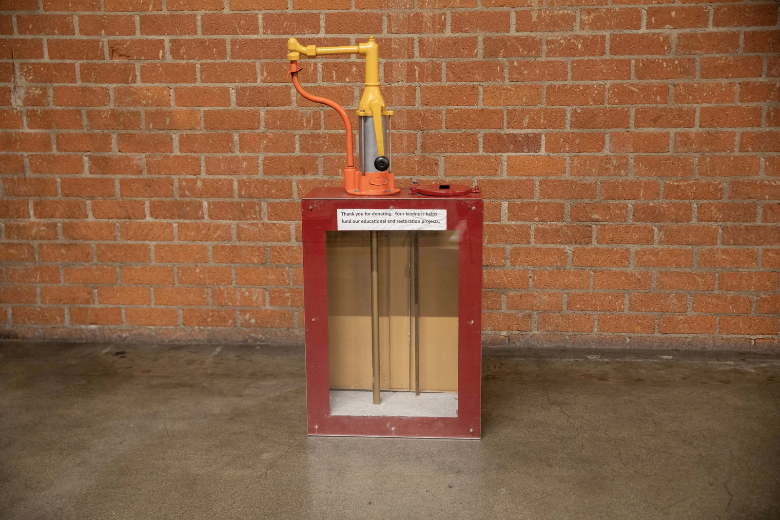 Erie Lubester-Donation Box: Erie Lubester-Donation Box - Offered Without Reserve ---- ITEM IS LOCATED IN EL SEGUNDO, CA ITEMS MUST BE PAID FOR AND REMOVED 5 DAYS AFTER THE AUCTION DATE. ANY ITEMS LEFT AFTER THAT WILL BE SHIPPED 