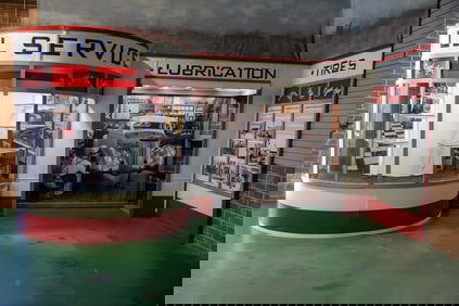 Lairport Speed Shop Façade