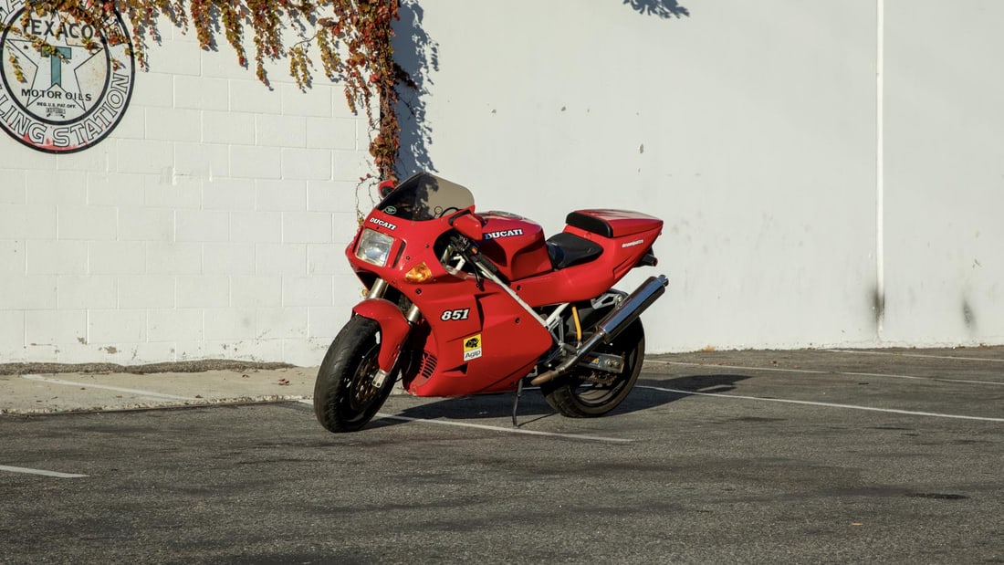 1992 Ducati 851 Strada (1 of 16)