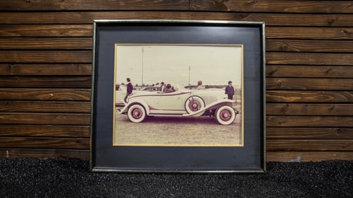 White Boat-Tail Speedster Photo