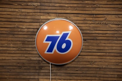 "76" Union Lighted Dealer Sign