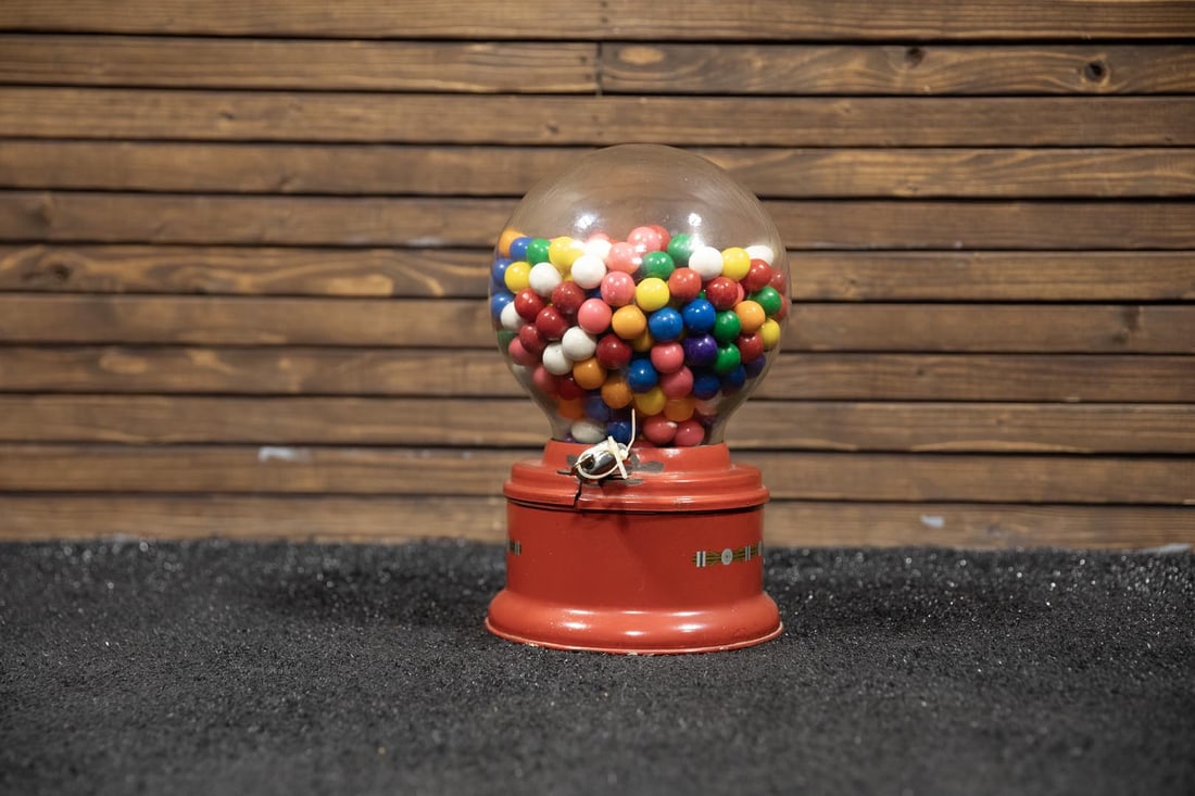 Vintage Ford Gum Vending Machine (1 of 4)