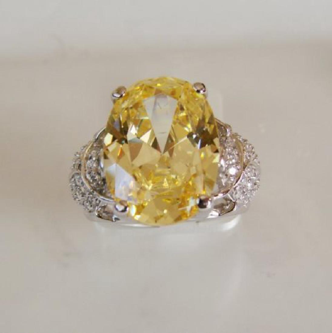 Creation Diamonds Ring 6.55ct 18k W-Y/g Overlay (1 of 4)