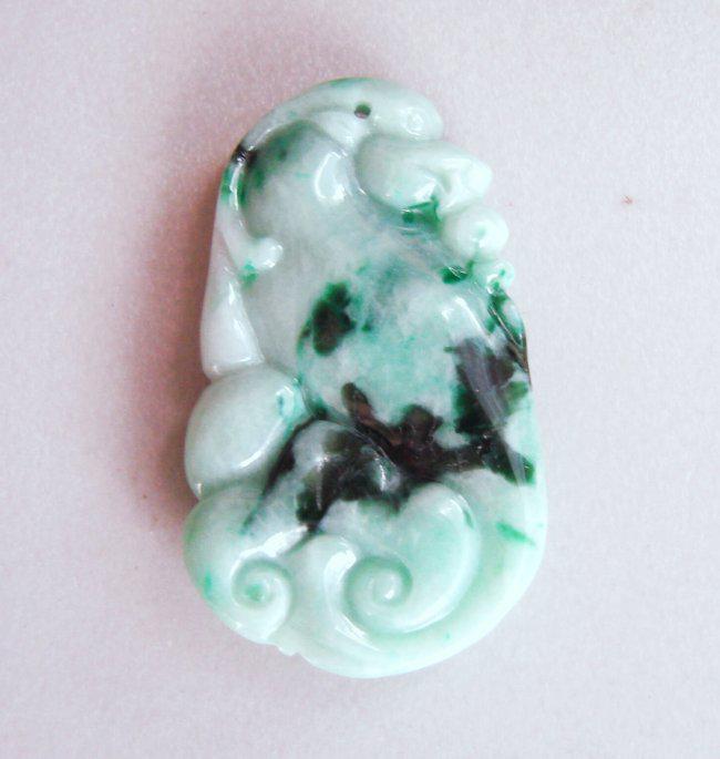 Natural Jade Carved Ruyi Pendant Grade A / 11.38g (1 of 4)