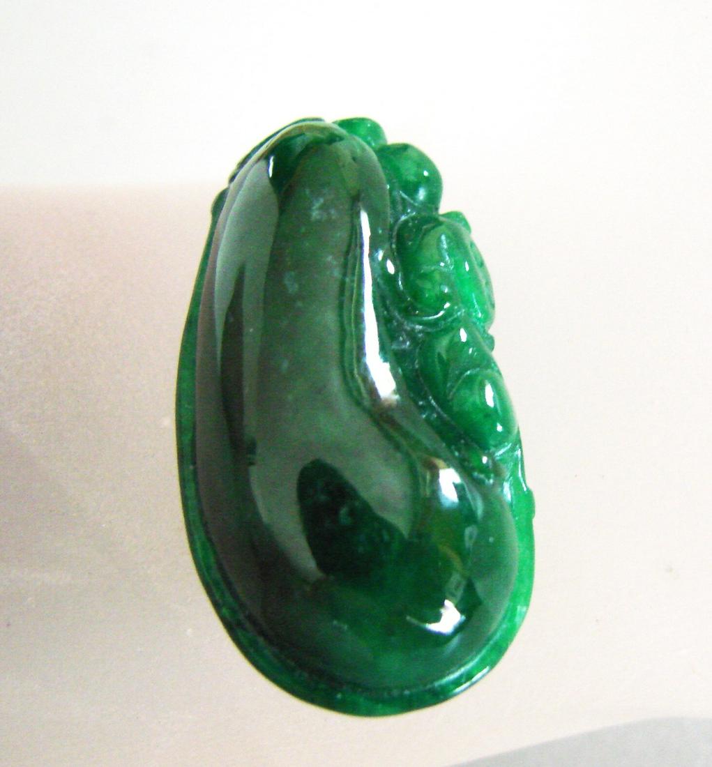 Natural Jade Carved Glossy Melon Grade A / 11.40g (1 of 3)