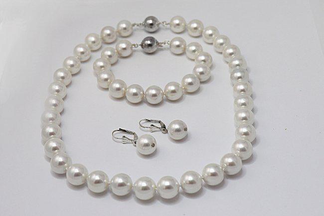 Swarovski Size 12 mm Set with 925 Silver Ball Clasp (1 of 4)