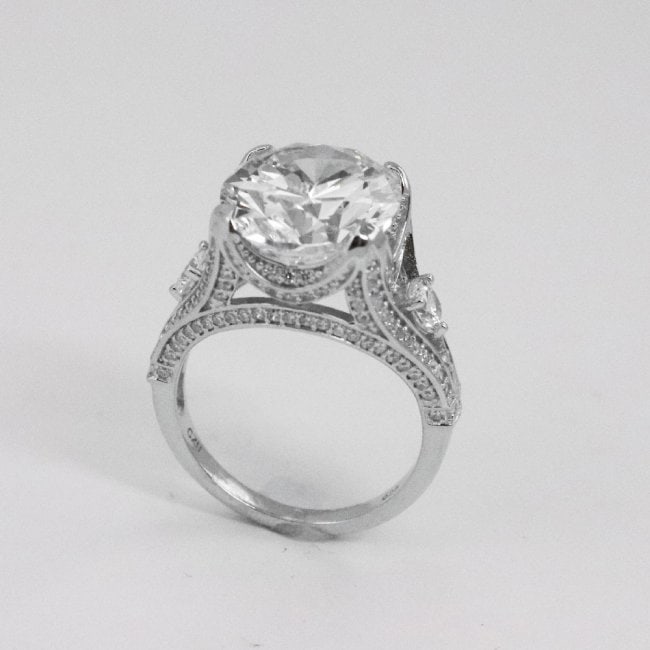 8.25 Ct Creation, Diamond Ring 18K W/G Overlay 925 (1 of 3)