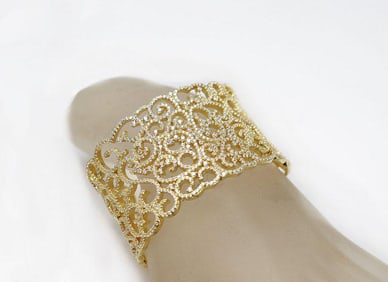 Creation Diamond Clips Bangle 9.87Ct 18k Y/g Overlay