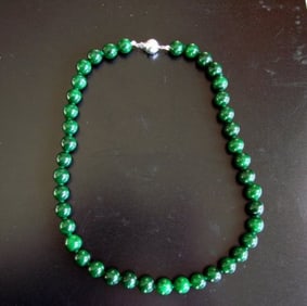 Natural Jadeite Jade Bead Green Spinach Necklace