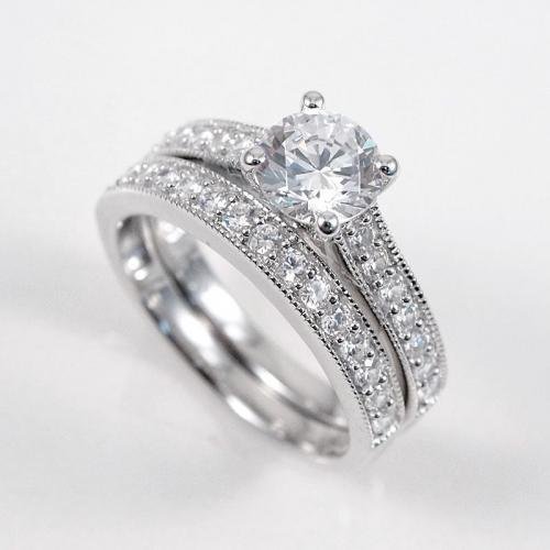 Creation Diamond Ring 1.88 Carat 14k W/g Over 925: Anniversary Creation Diamond Ring and Look High Quality Item Qty: 1 Total Weight 1.88 carat Center: 1.04 carat round shape ( Clarity: VVS, Color: F ) Small stone weight: .84 carat round shape (Clarity