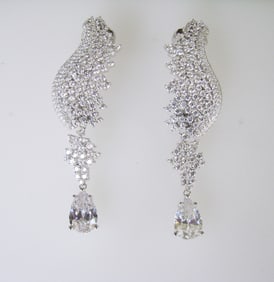 Creation Diamond Earring 22.58Ct 18k W/g Overlay