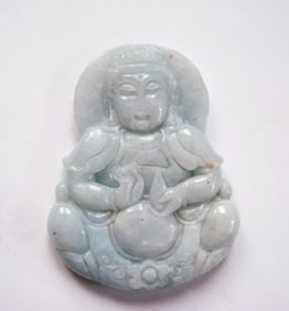 Natural green jadeite jade Guanyin Buddha Grade A