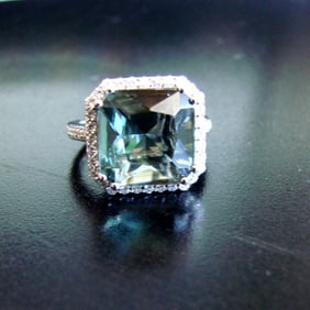 Creation Diamond/Green Amethyst Ring 7.52Ct 18k W/g