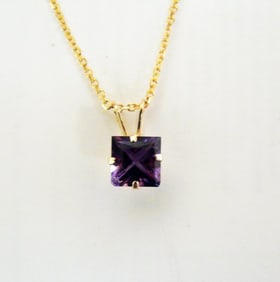 Pendant Amethyst Princess Cut 1.10Ct 14k Y/g
